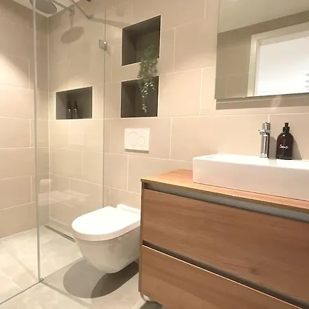 Kirchberg - High End 1 Bedroom With Terrace & Parking * Luxembourg
