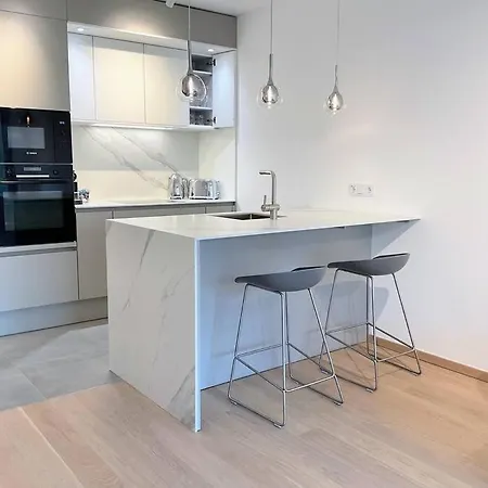 Kirchberg - High End 1 Bedroom With Terrace & Parking Apartment Luxembourg